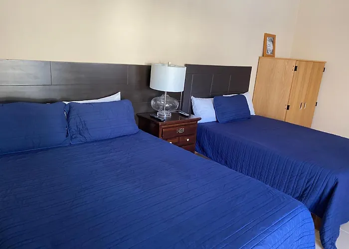 Palmeras Suites Cabo